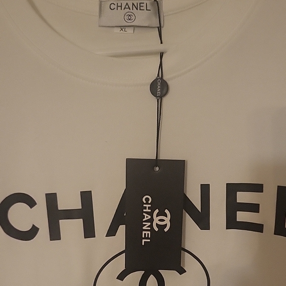 CHANEL White Logo Tee - Picture 3 of 3